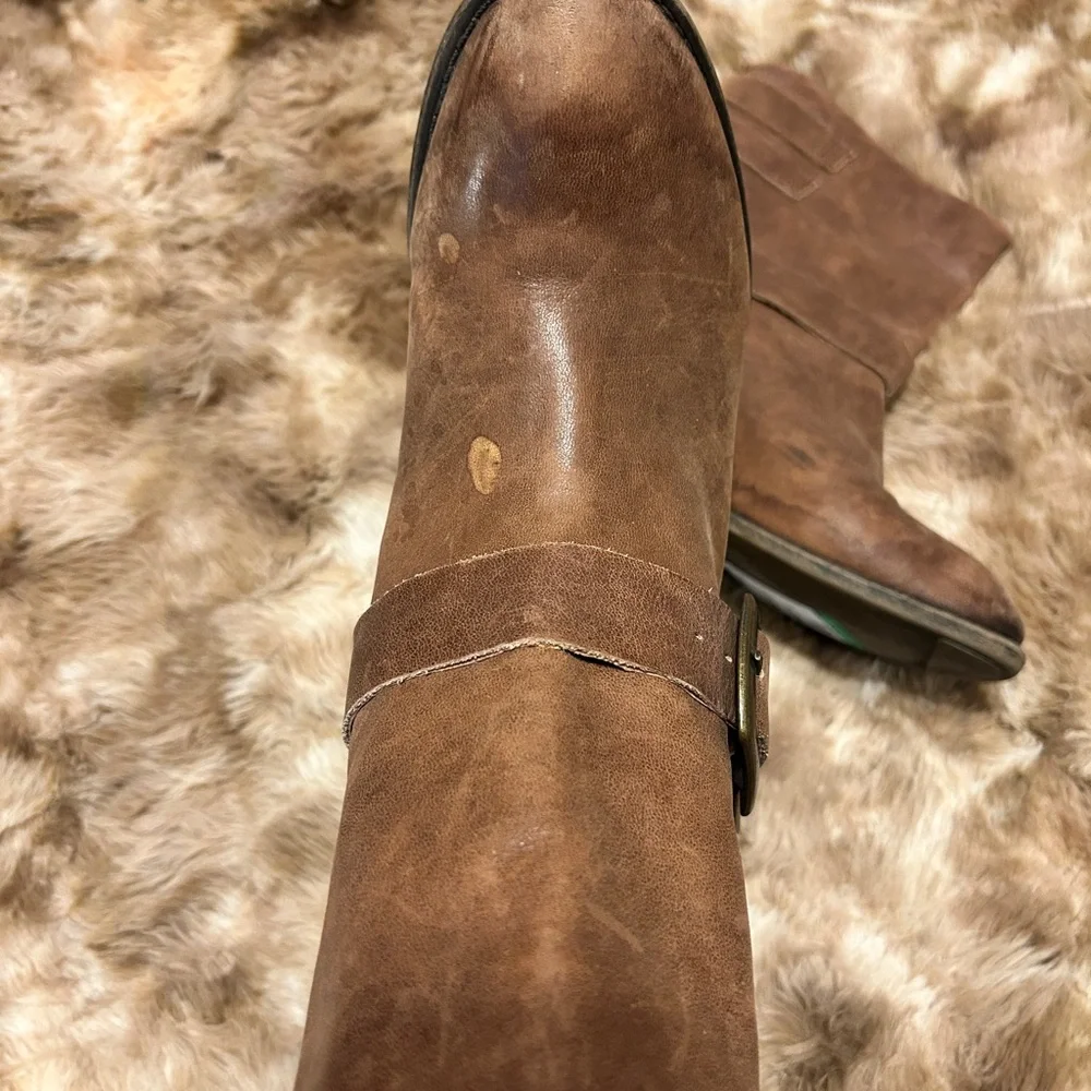 3/$10 🏷️ *LAST CHANCE!*  Lucky Brand Ankle Boots with Buckle - Picture 5 of 14